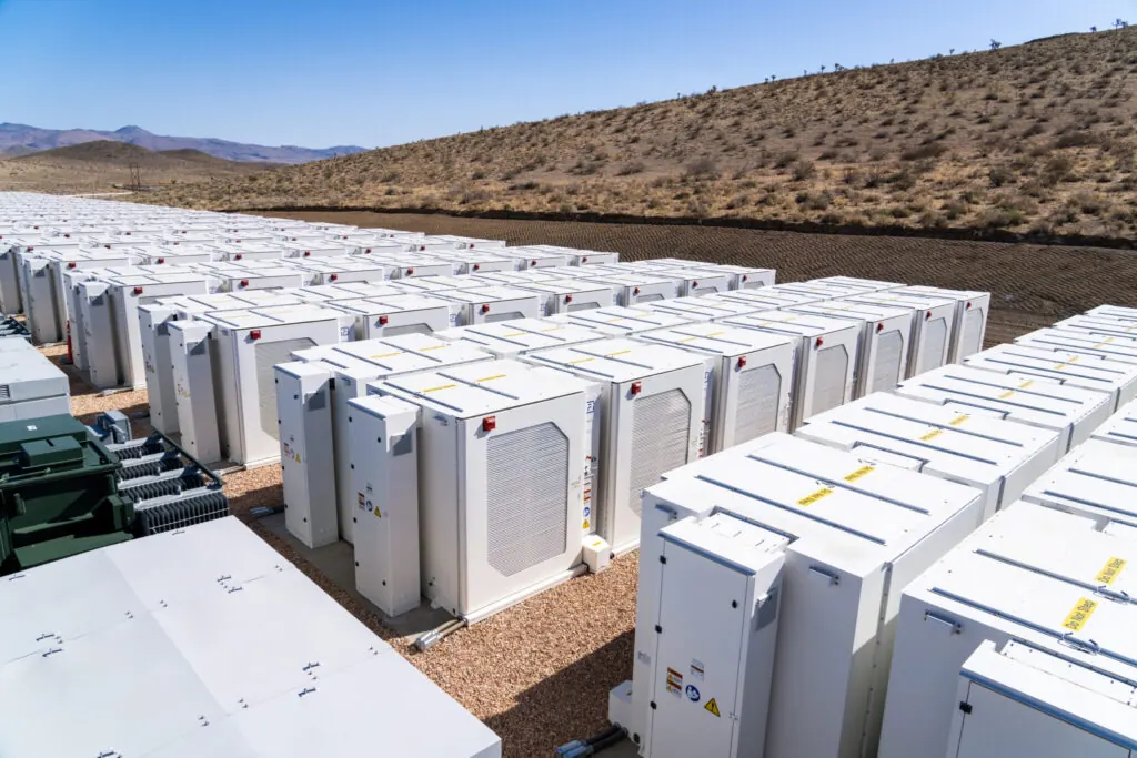 Fileira de containers BESS de armazenamento de energia